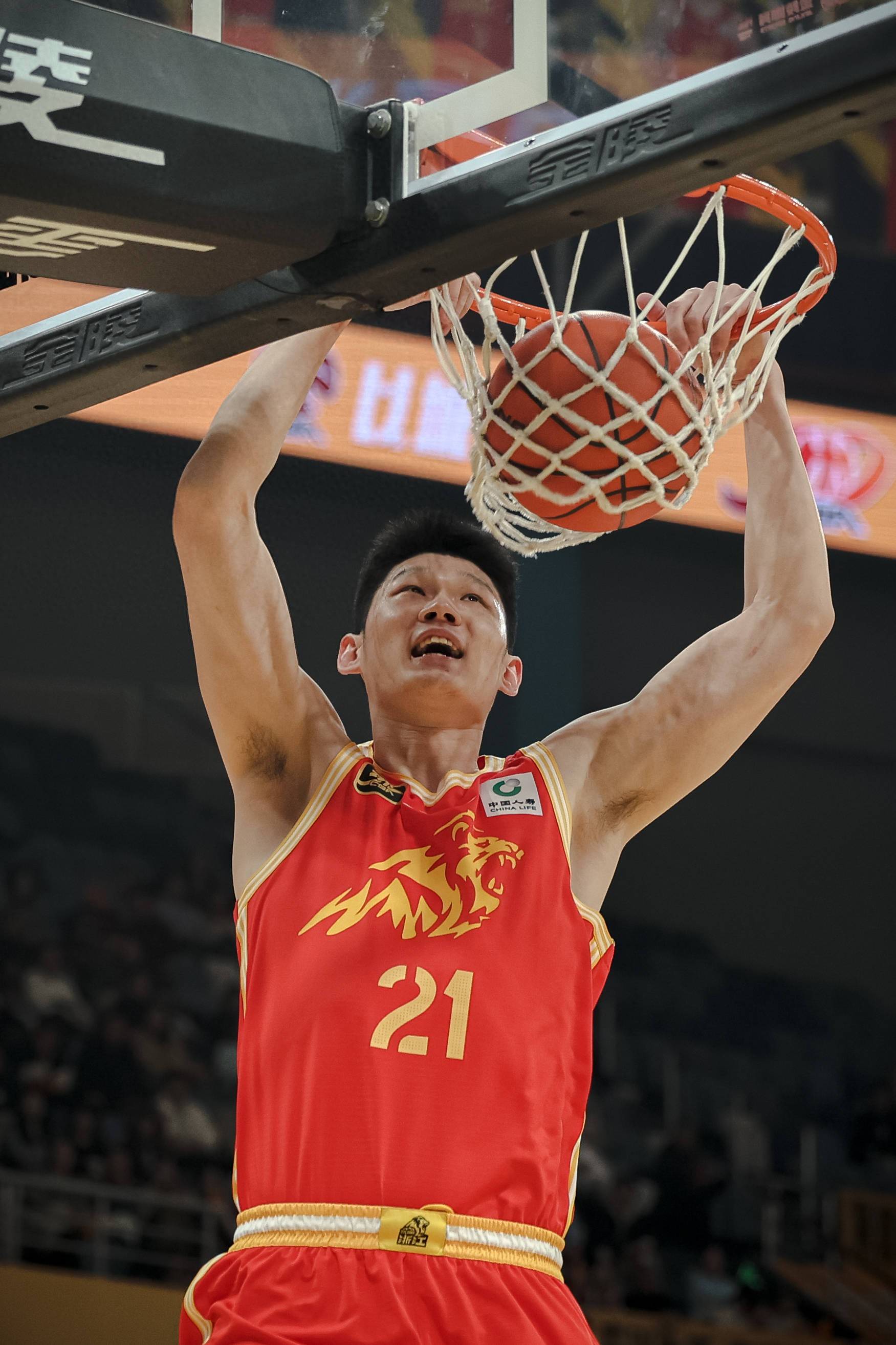 球队在比赛中取得连胜势不可挡