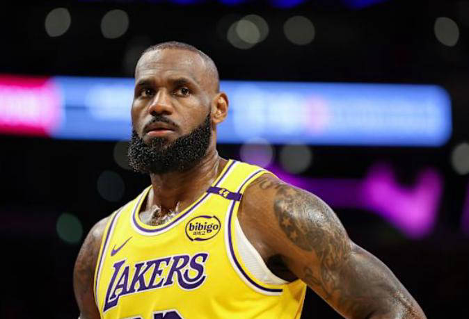 包含大洋洲赛事掀起狂潮：球员精彩表现引关注的词条