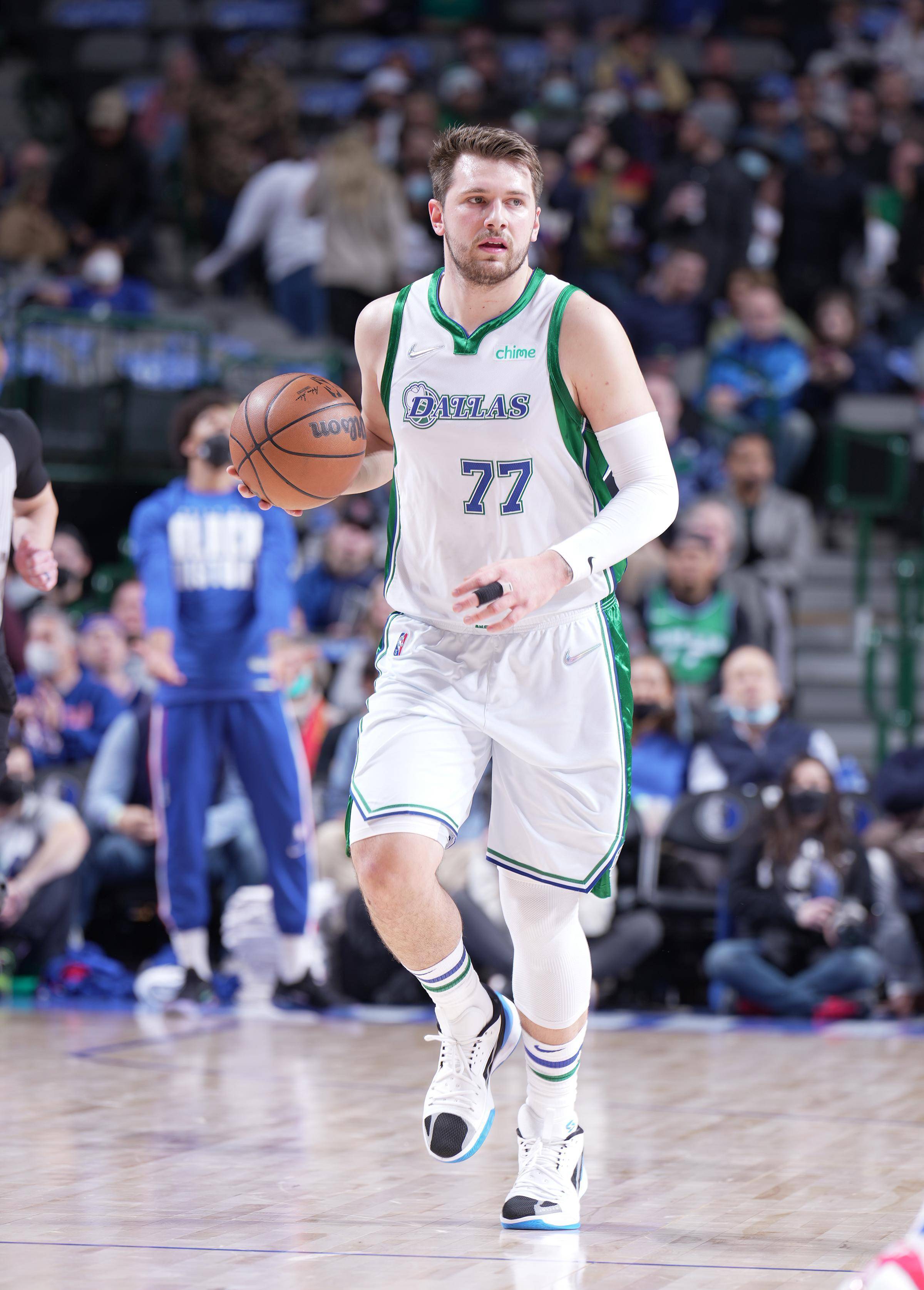 包含篮球明星频频在外国篮球场上获得胜利的词条 包含篮球明星频频在外国篮球场上获得胜利的词条