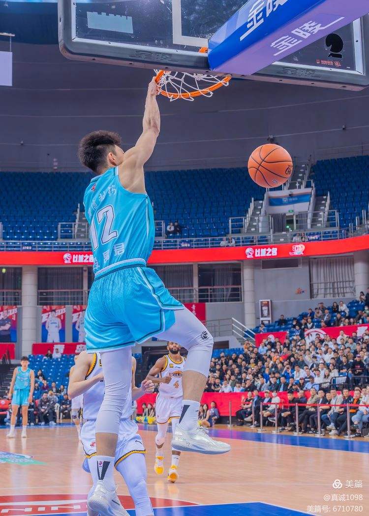 九游体育app-包含辽宁队在比拼中展现出顽强精神，战胜对手取得胜利的词条