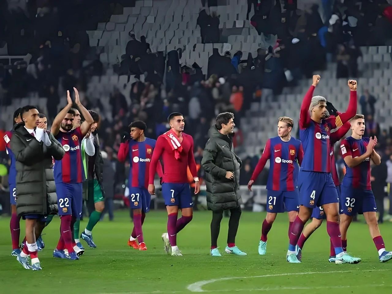 皇家马德里主场大胜，球队状态趋于稳定