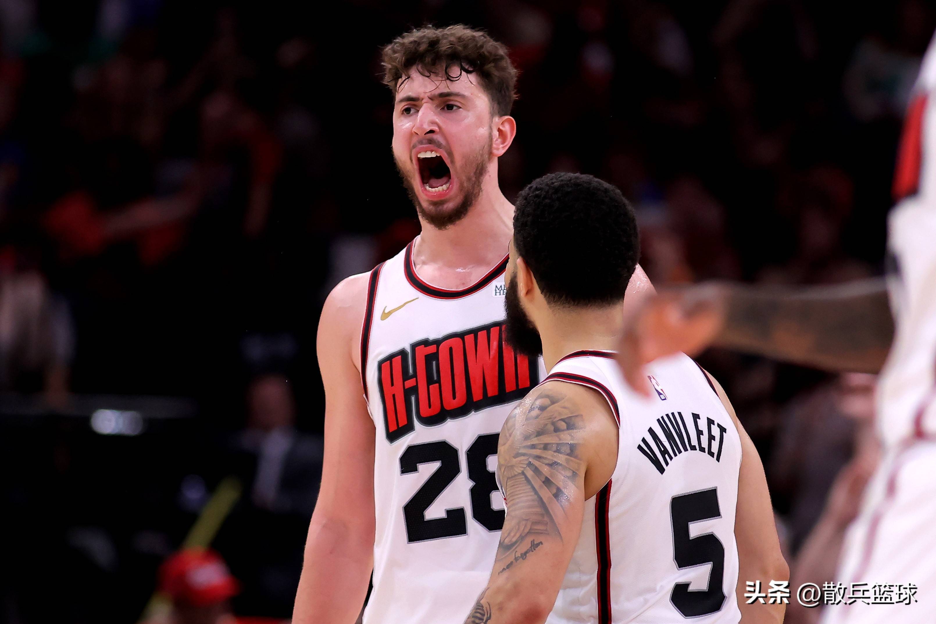 美国队再度登顶，锦标赛称霸全场