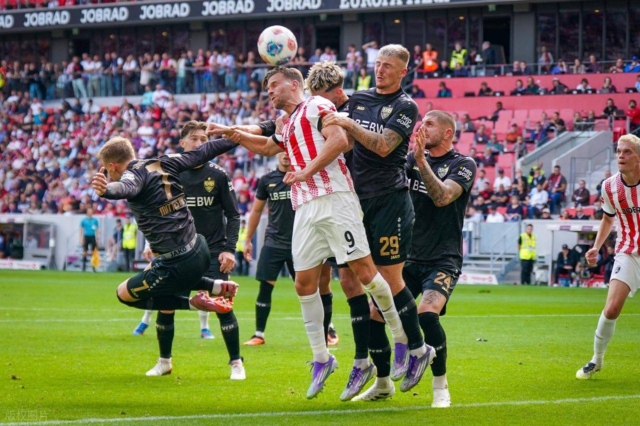 包含沃尔夫斯堡遭遇斯图加特逆转,客场失利的词条 包含沃尔夫斯堡遭遇斯图加特逆转,客场失利的词条