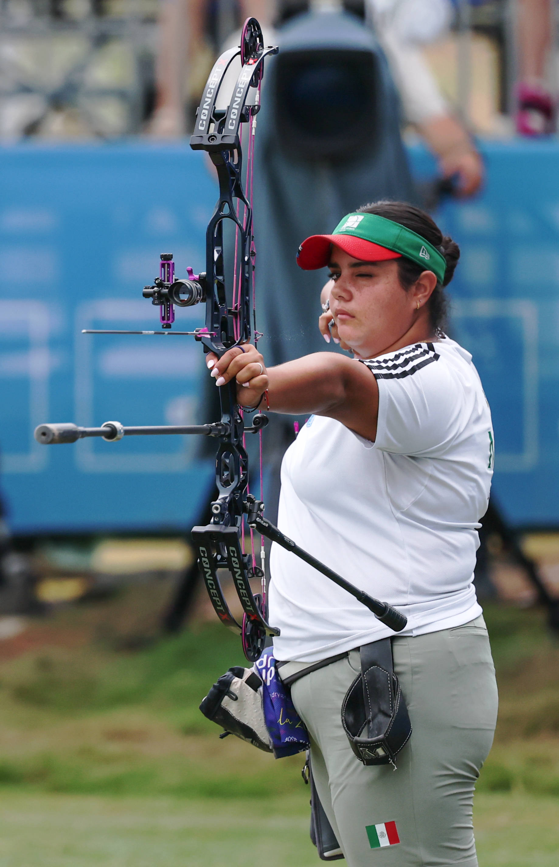 包含墨西哥举重选手创造新纪录,斩获金牌的词条 包含墨西哥举重选手创造新纪录,斩获金牌的词条