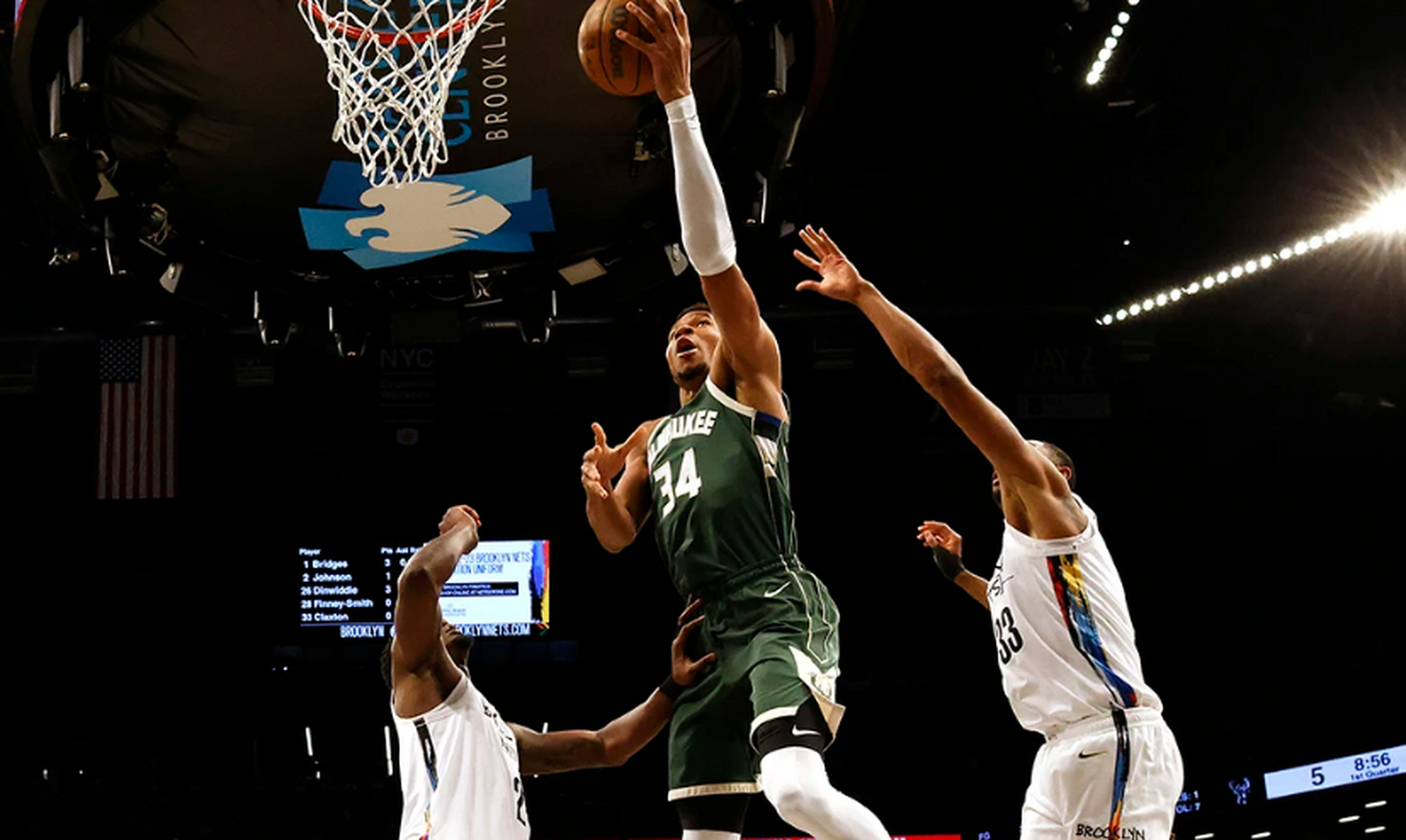 九游体育中国官网-雄鹿继续领跑东部，实力不容小觑