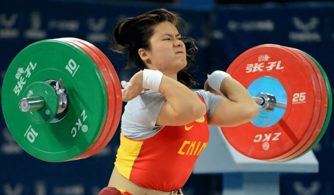 九游体育入口-美国运动员超越自我，斩获领先